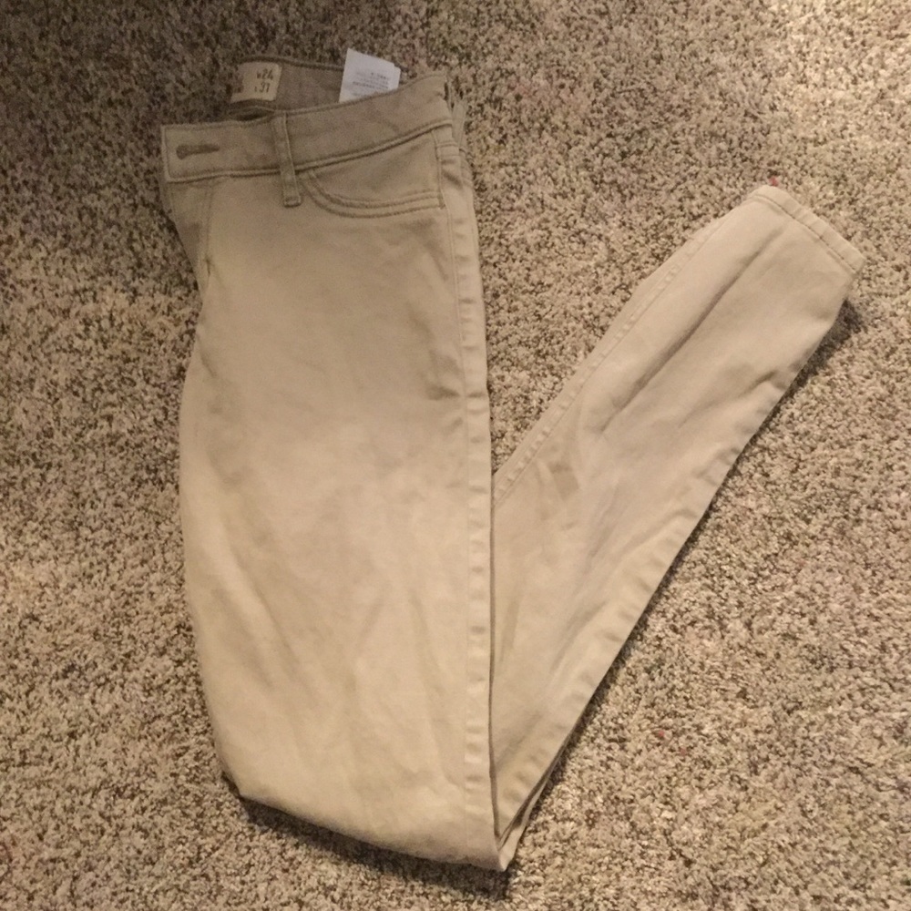 Hollister low rise khakis